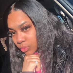 Meet your Posher, Rayana